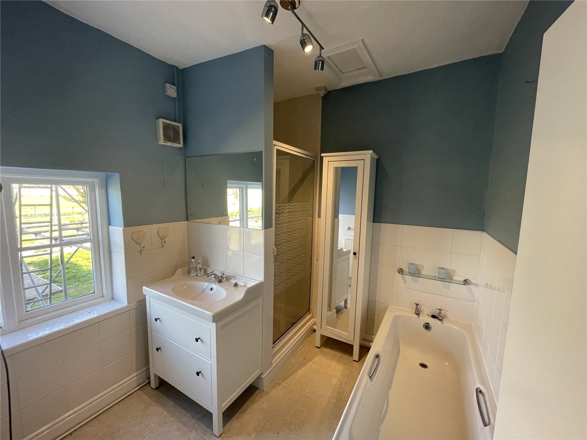 4 bedroom House, The Roe, St. Asaph, LL17 - Let Agreed, Image 5