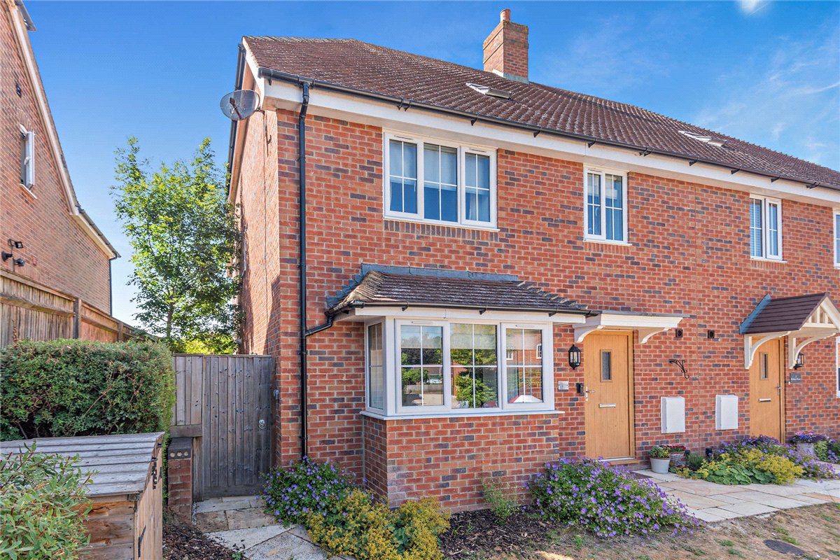 4 bedroom House, Folly Court, Cold Ash, RG18 - Sold STC