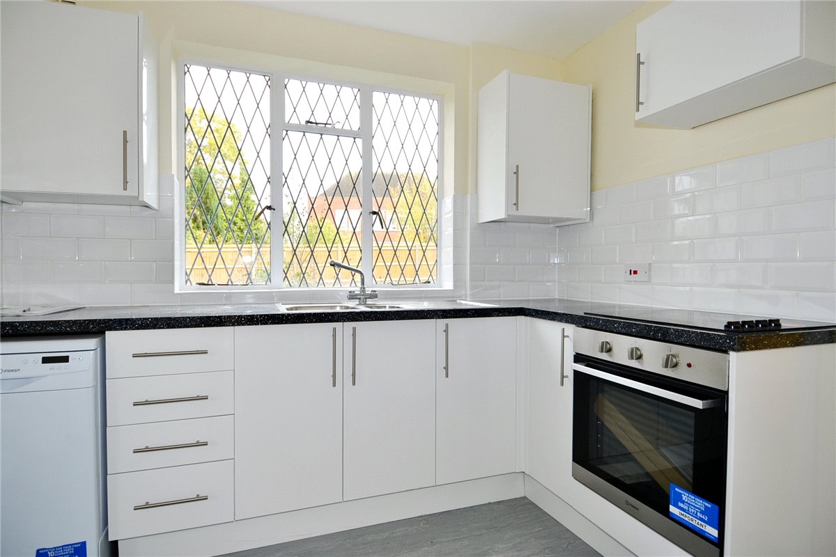 3 bedroom Cottage, Richmond Road, Kingston Upon Thames, KT2 - 