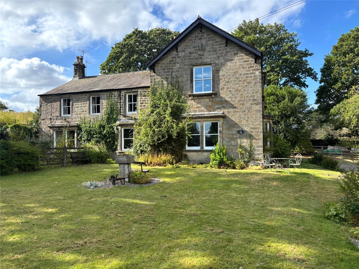 4 bedroom House, Main Street, Burnsall, BD23 - , Image 16