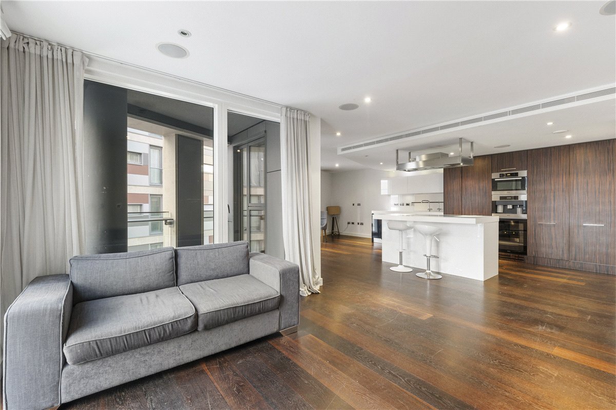 3 bedroom Flat, Gatliff Road, Pimlico, SW1W - Available