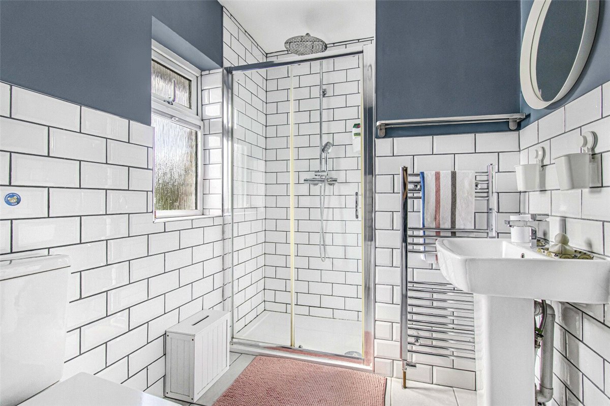 4 bedroom House, Palmers Way, Melbourn, SG8 - Available, Image 9