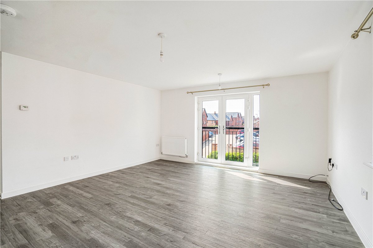 2 bedroom Flat, Vaynol Way, Whitehouse, MK8 - Available, Image 2