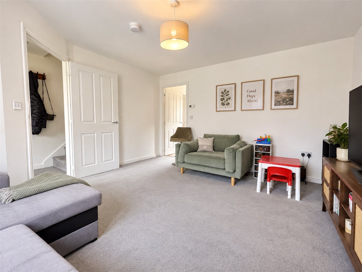 3 bedroom House, Stonyfield Road, Whiteley, PO15 - , Image 1