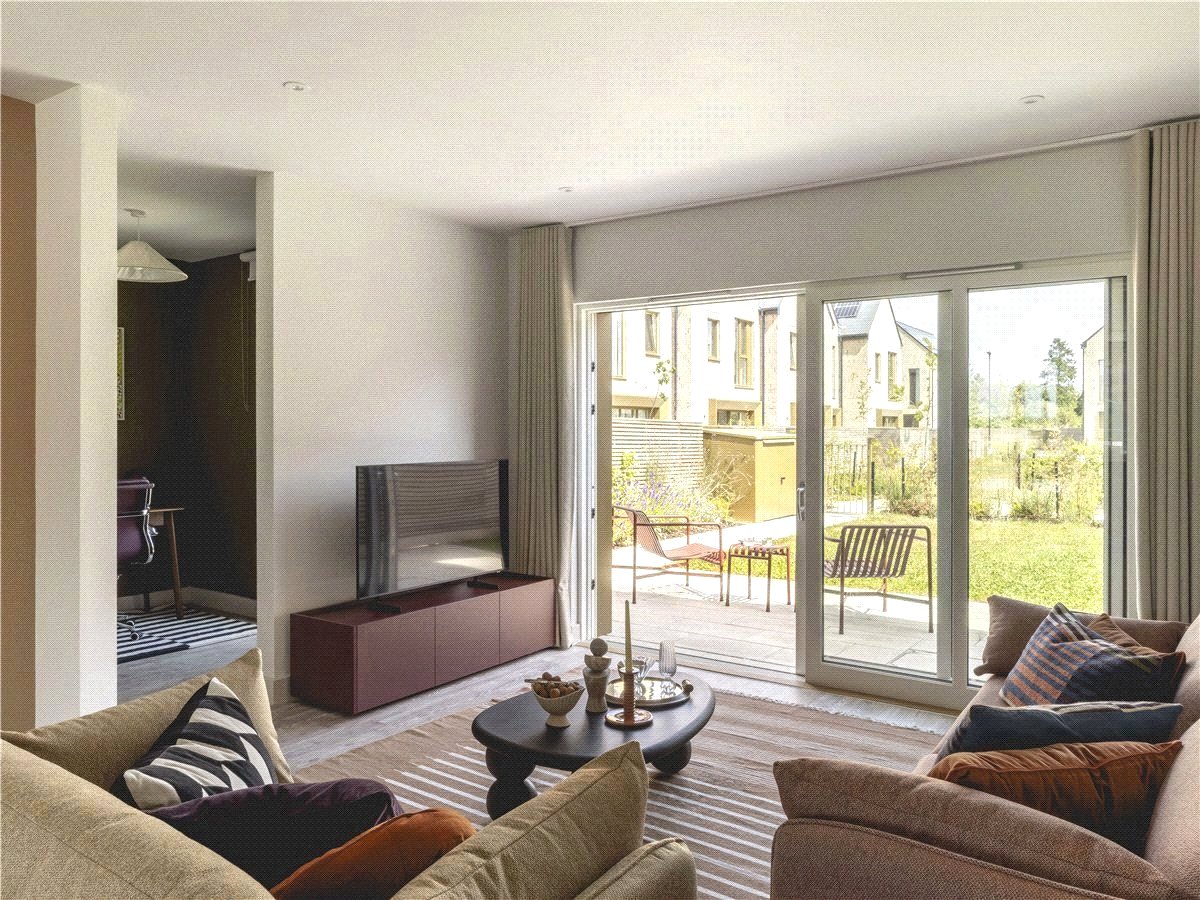3 bedroom House, Milne Avenue, Cambridge, CB3 - Available, Image 1