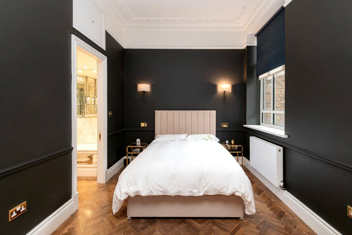 1 bedroom Flat, Upper Brook Street, Mayfair, W1K - Let Agreed, Image 13
