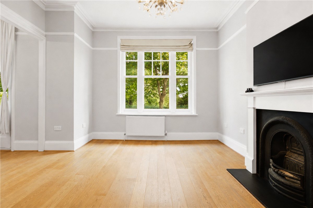 2 bedroom Flat, Bishops Park Road, London, SW6 - Available, Image 12