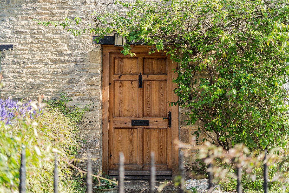 4 bedroom Cottage, Bridge Street, Bampton, OX18 - Available, Image 22