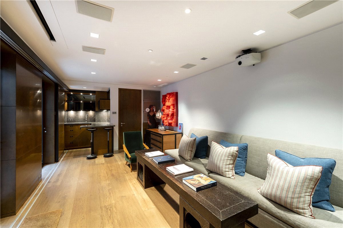 6 bedroom Flat, Eaton Place, Belgravia, SW1X - Available, Image 6
