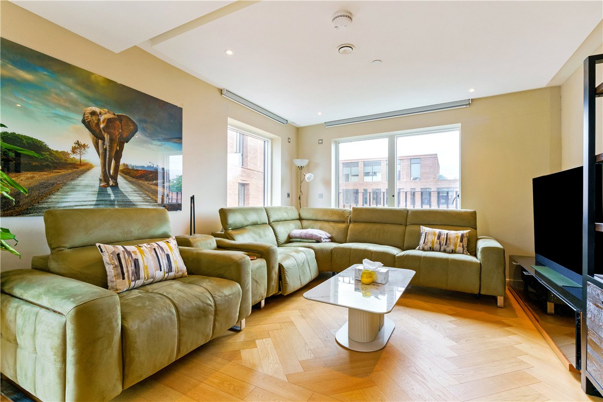 3 bedroom Flat, Toft Green, York, YO1 - Available, Image 5