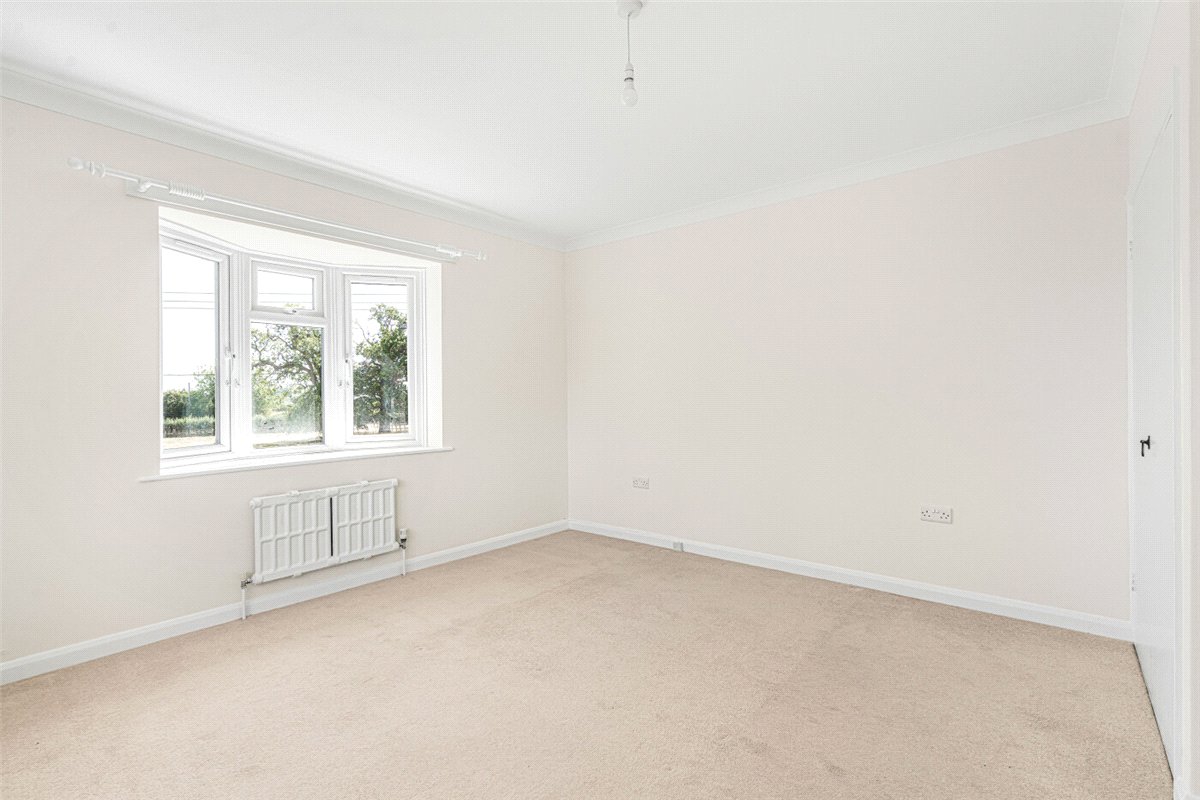 4 bedroom House, Kings Lane, South Heath, HP16 - Available, Image 8