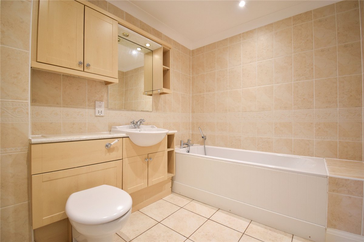2 bedroom Flat, The Grange, Glebe Road, CB1 - Let Agreed, Image 6