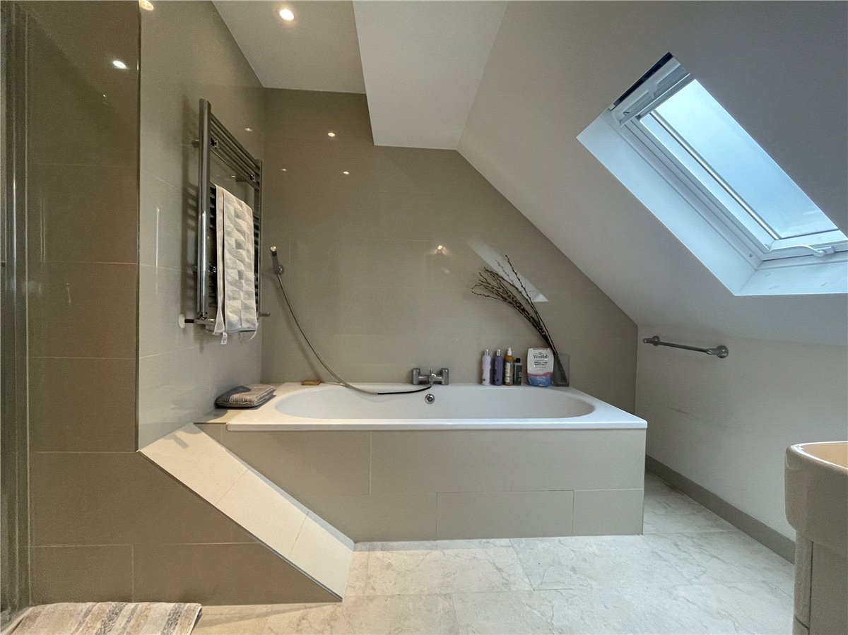 5 bedroom House, Frewin Road, London, SW18 - Sold, Image 7