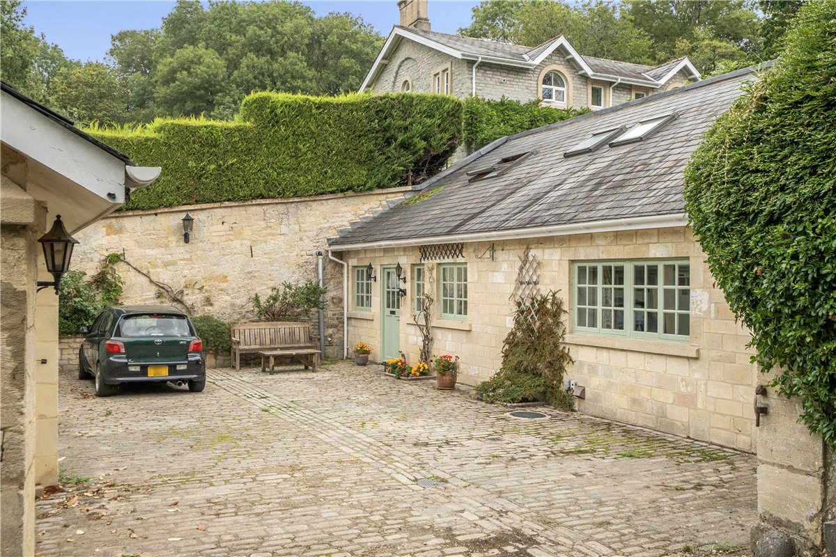 2 bedroom Annexe, Kelston Road, Bath, BA1 - Available, Image 10