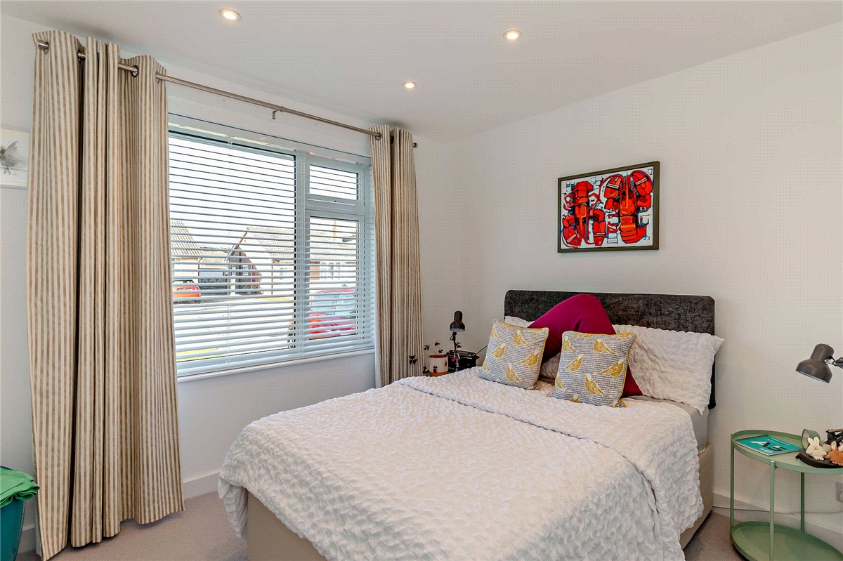 2 bedroom Bungalow, Beckwith Road, Harrogate, HG2 - Available, Image 7