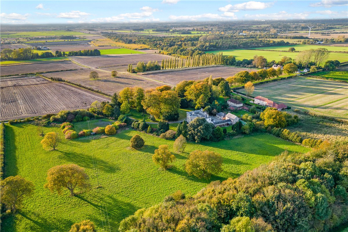 9 bedroom House, Cleatham, Gainsborough, DN21 - Available, Image 9