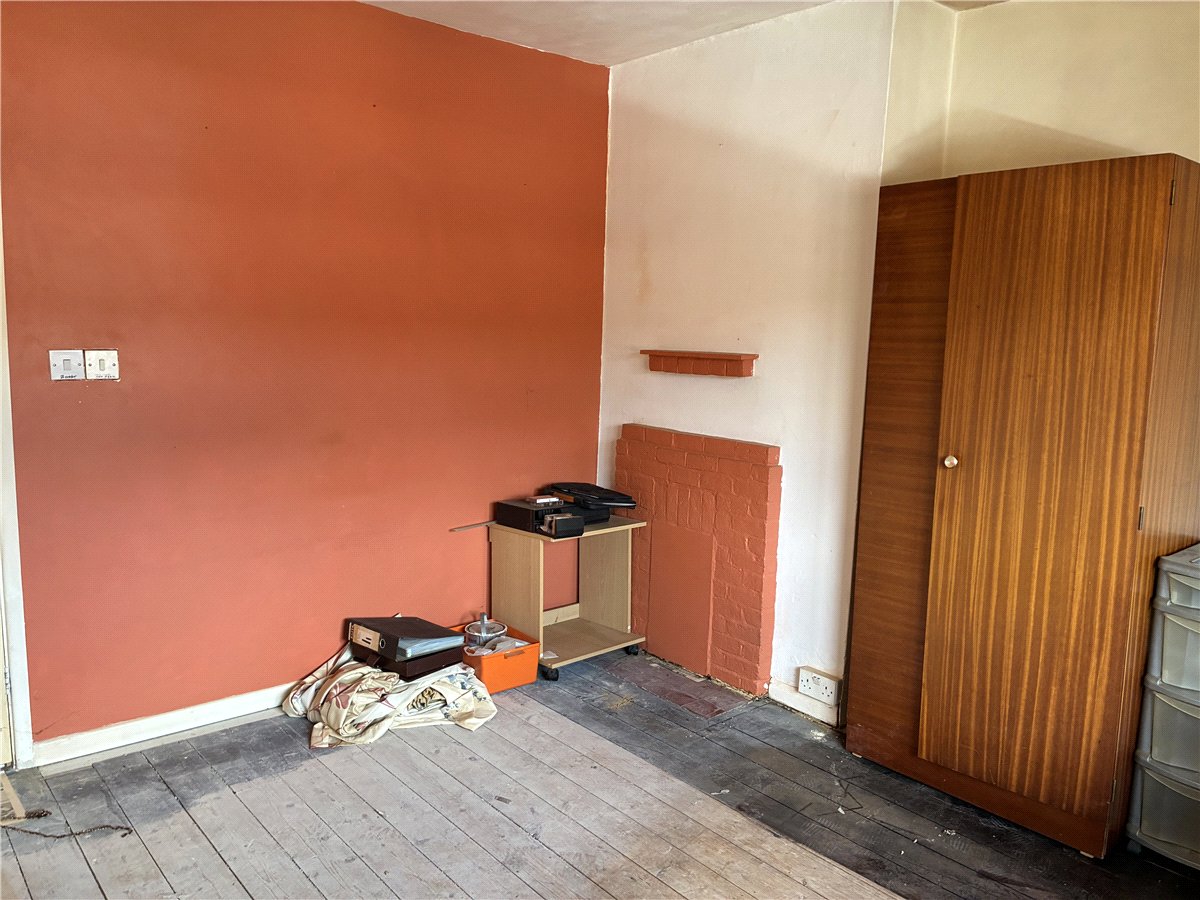 3 bedroom House, Castle Road, Great Bedwyn, SN8 - Available, Image 12