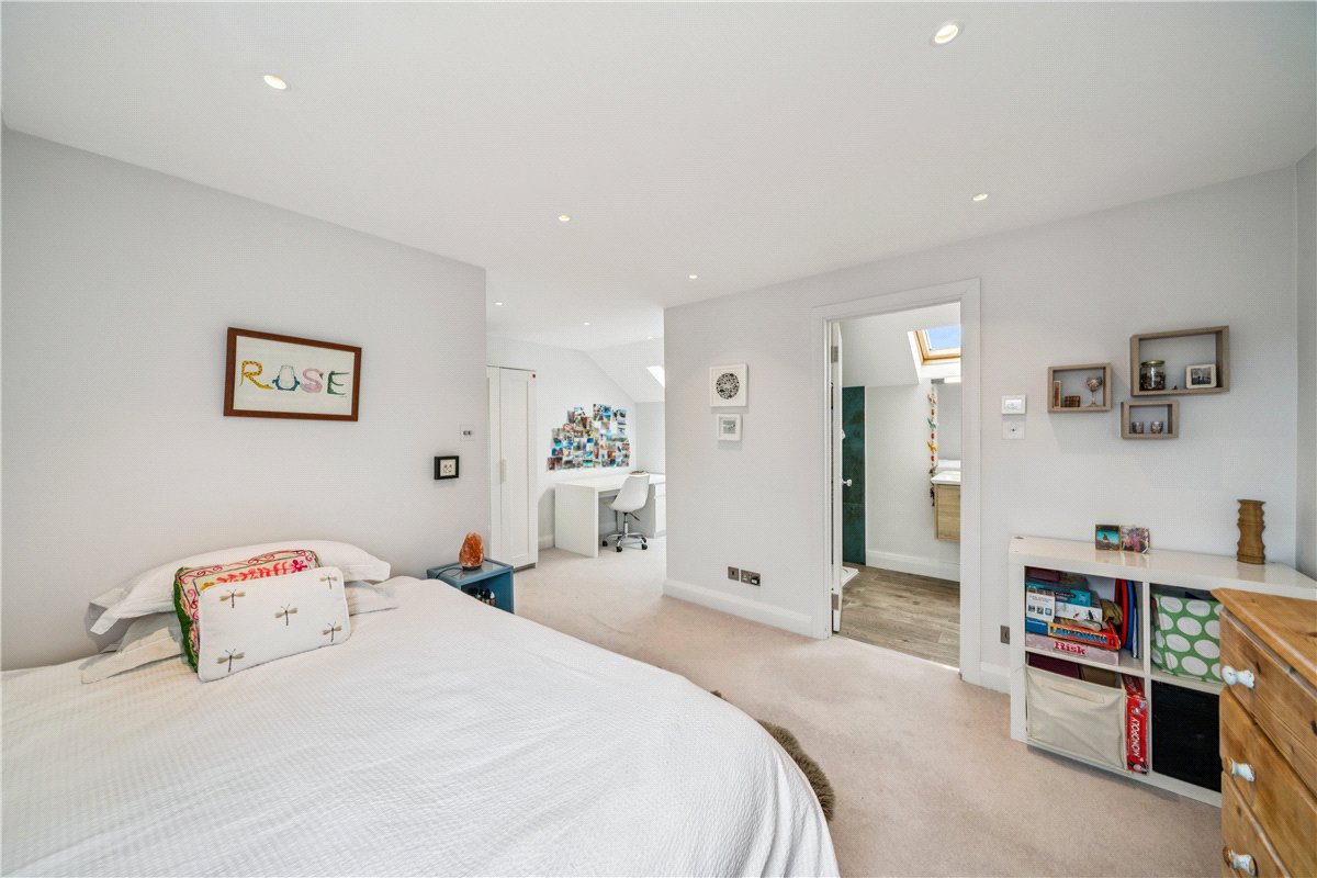 4 bedroom House, Tournay Road, London, SW6 - Available, Image 7