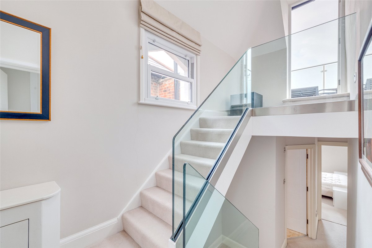 2 bedroom Flat, Whittingstall Road, London, SW6 - Let Agreed, Image 1