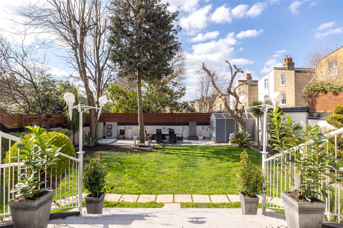5 bedroom House, Fulham Palace Road, Fulham, SW6 - Available, Image 12