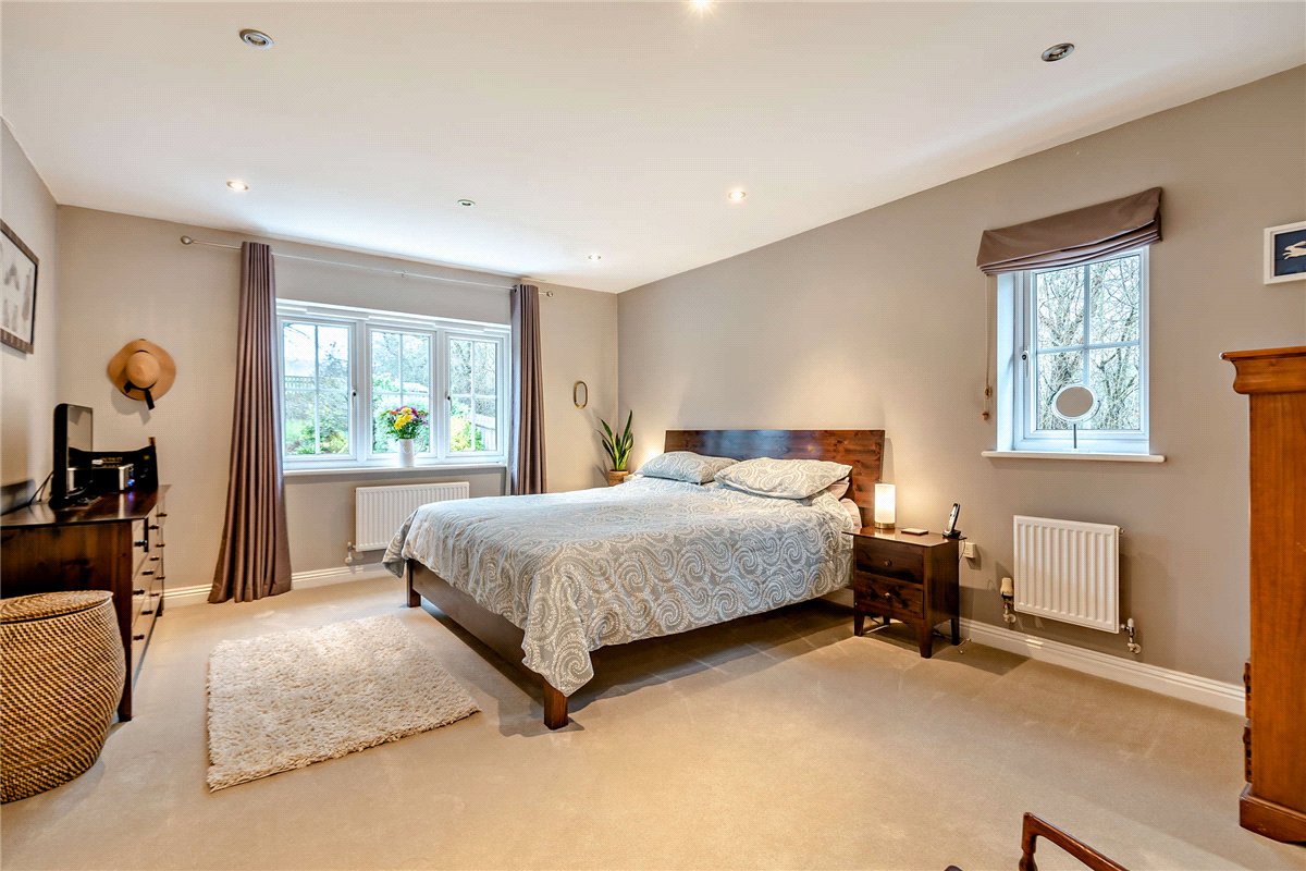 5 bedroom House, Spring Gardens, Newbury, RG20 - Sold STC, Image 11