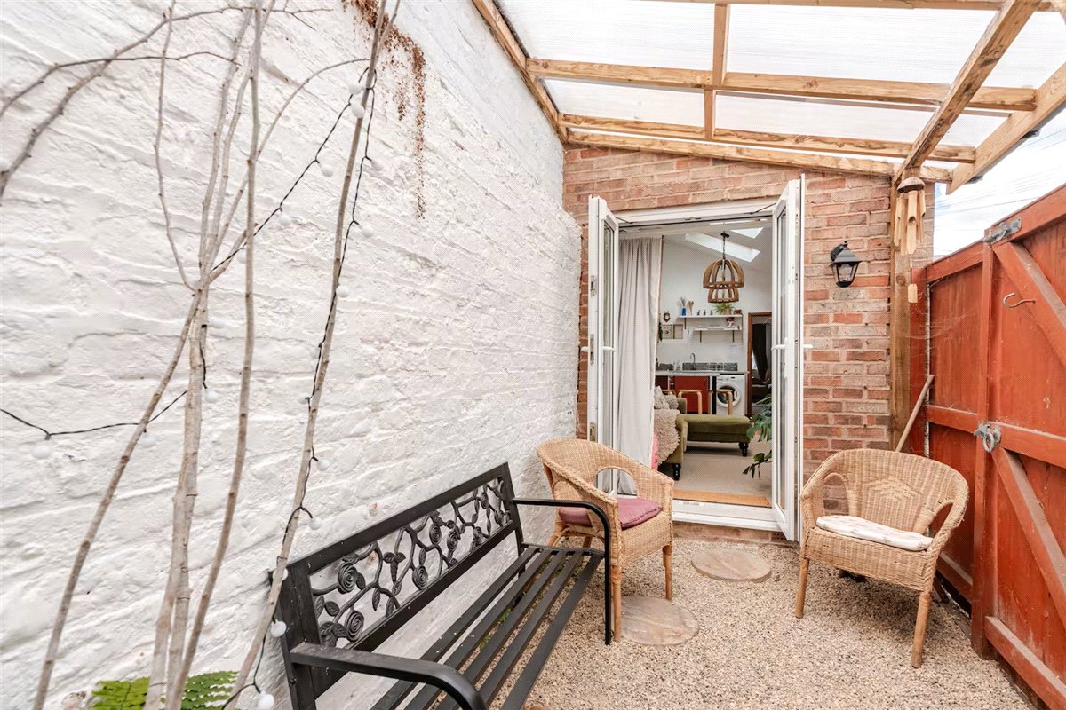 1 bedroom Bungalow, Dudley Court, York, YO31 - Available, Image 10