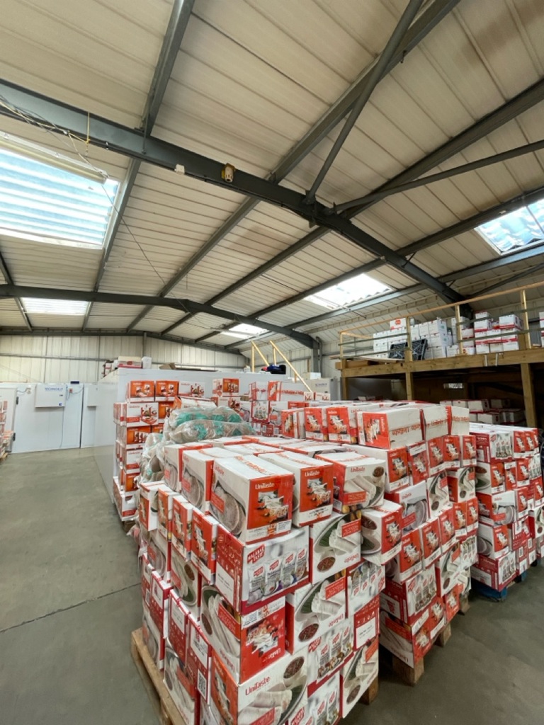 2969 Sq Ft, Pipers Lane, Thatcham, RG19 - Available, Image 1