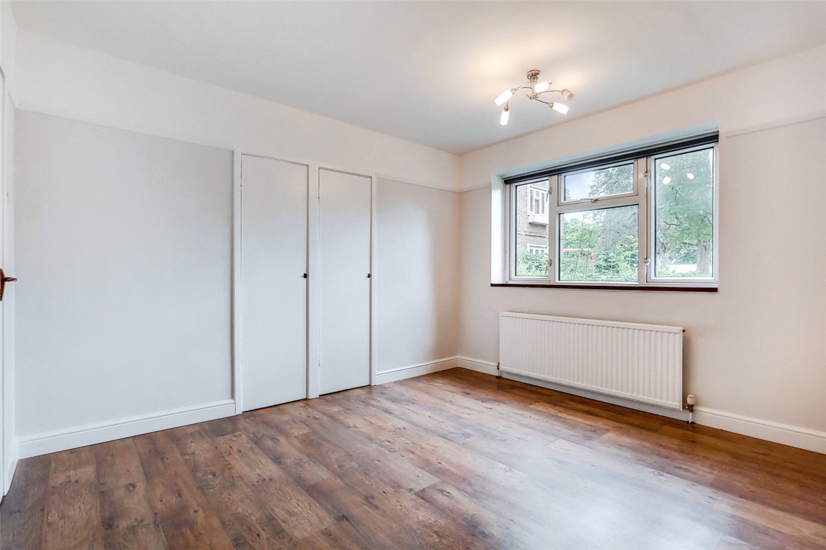 2 bedroom Flat, The Willoughbys, London, SW14 - Let Agreed, Image 9