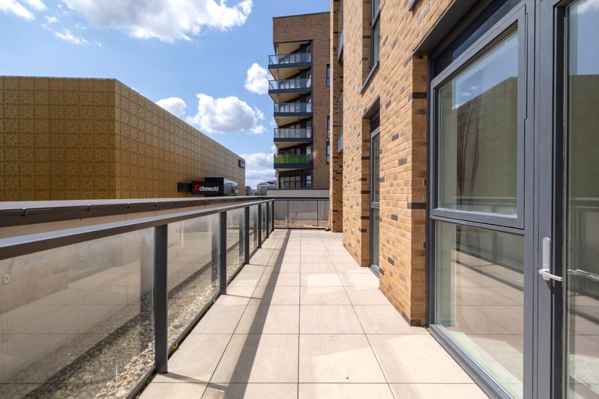 2 bedroom Flat, Unity Lane, Hounslow, TW3 - Available, Image 1