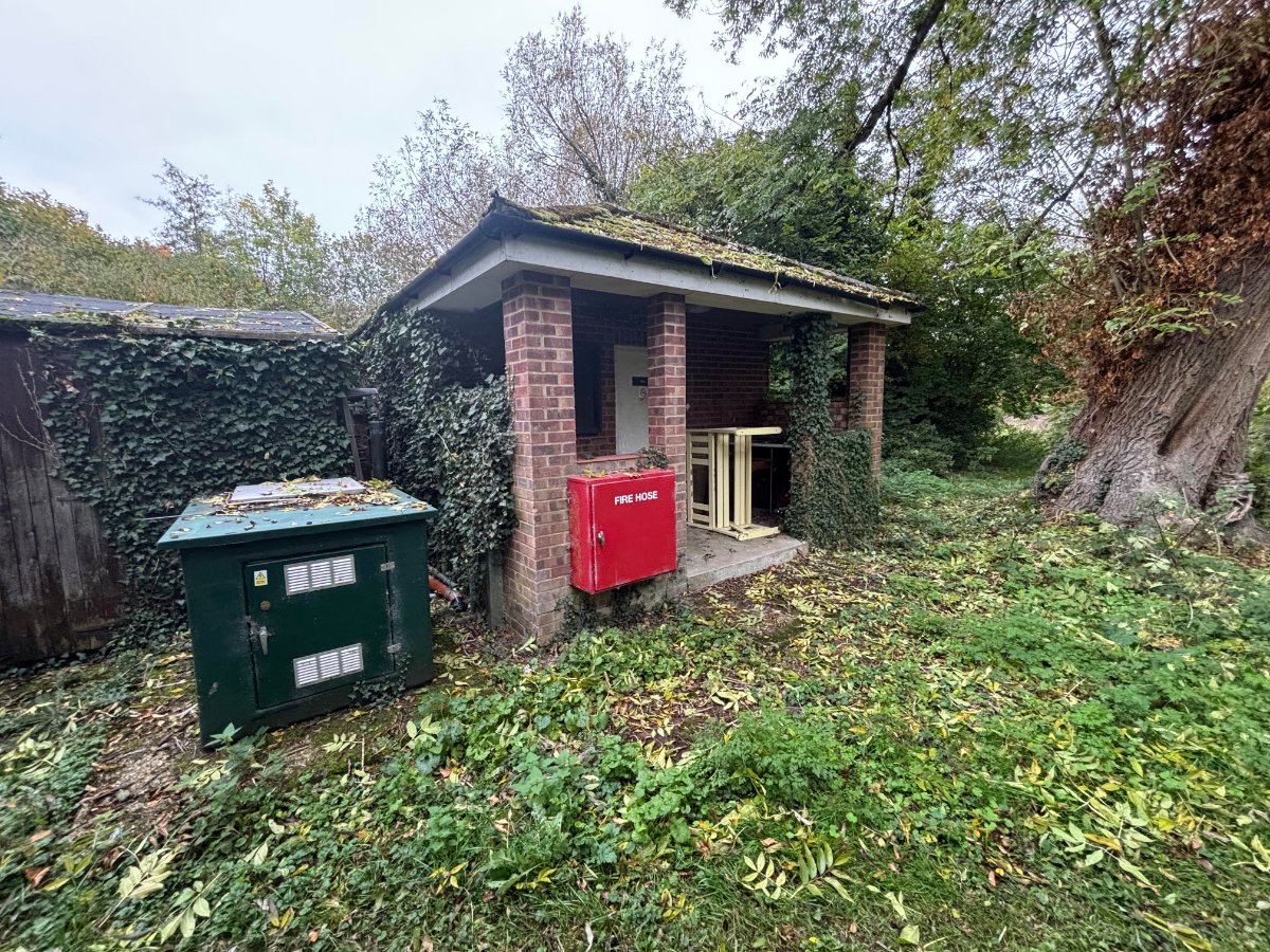   Land, Hurley Lock, Hurley, SL6 - Let Agreed, Image 4