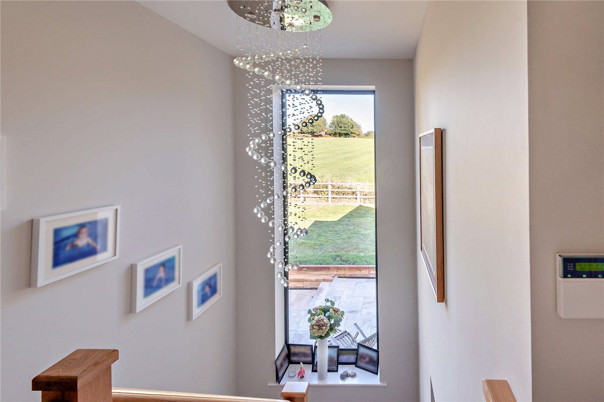 5 bedroom House, Enborne Street, Enborne, RG20 - Available, Image 26