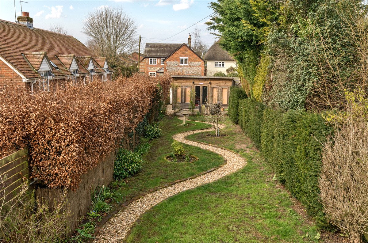 2 bedroom House, Dyers Yard, Ramsbury, SN8 - Available, Image 5