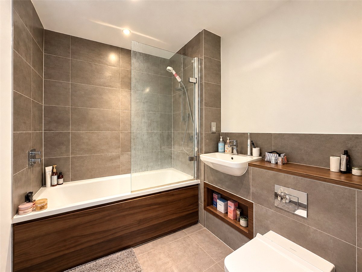 2 bedroom Flat, Rudduck Way, Cambridge, CB3 - Available, Image 9