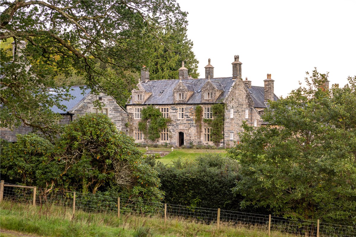 11 bedroom House, Talsarnau, Gwynedd, LL47 - Available, Image 69