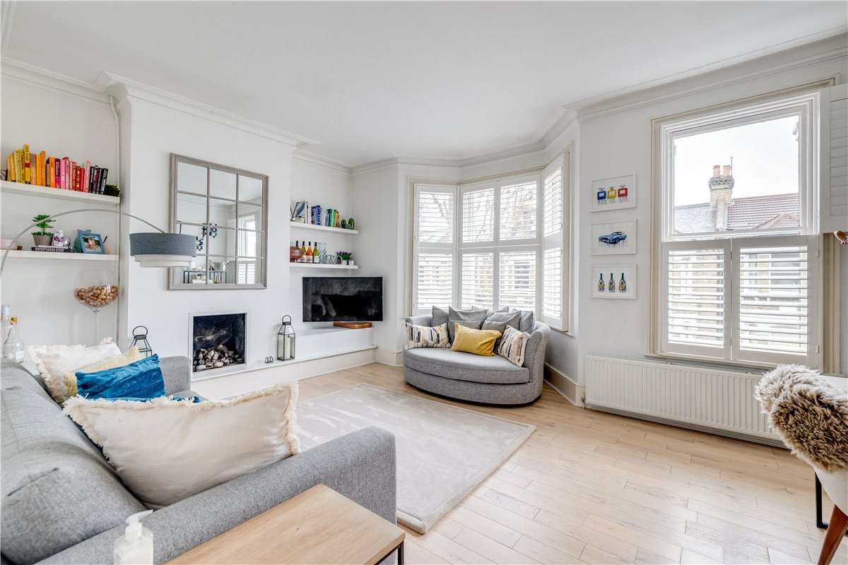 2 bedroom Maisonette, Amerland Road, London, SW18 - Available, Image 8