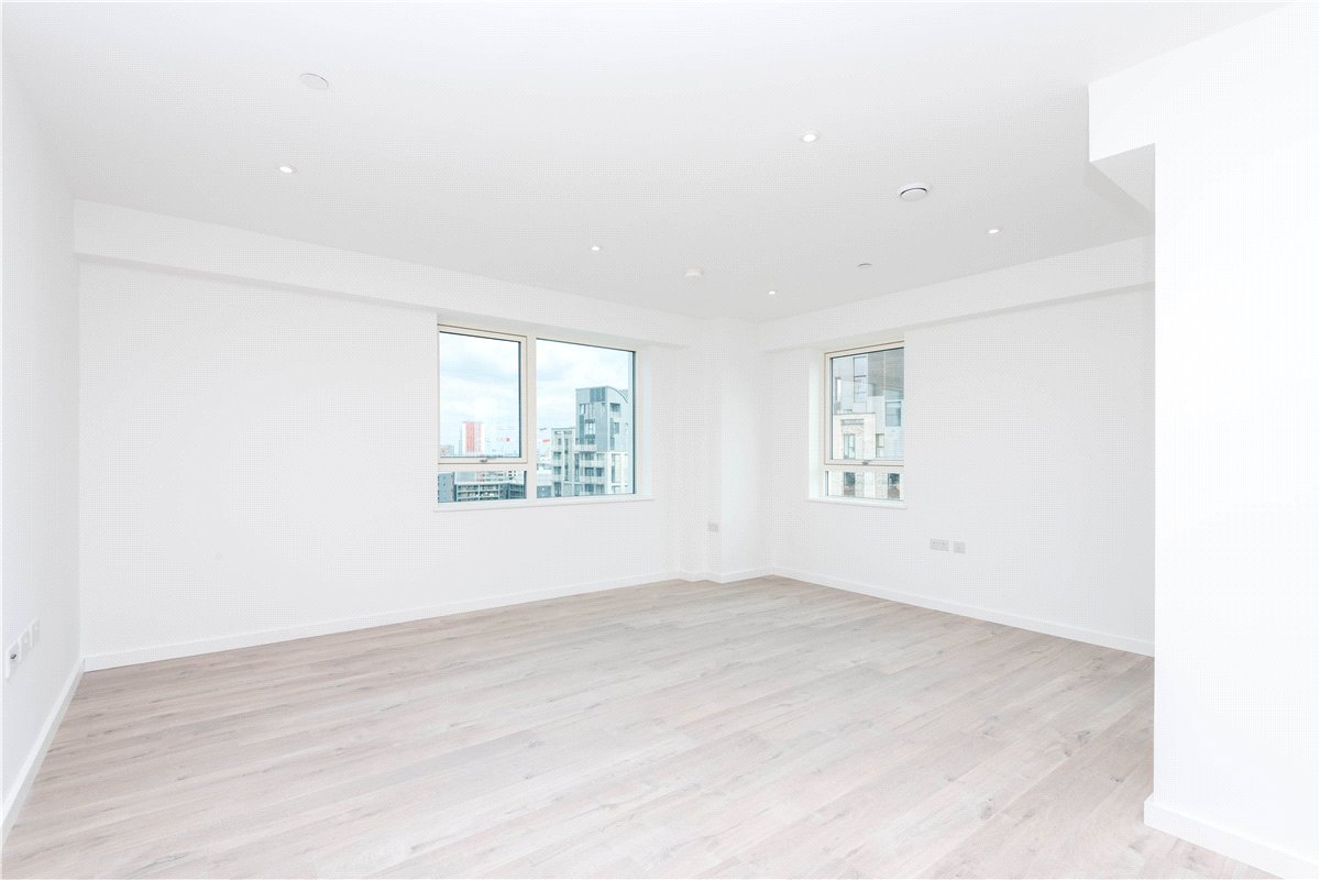 3 bedroom Flat, Heartwell Avenue, London, E16 - , Image 9