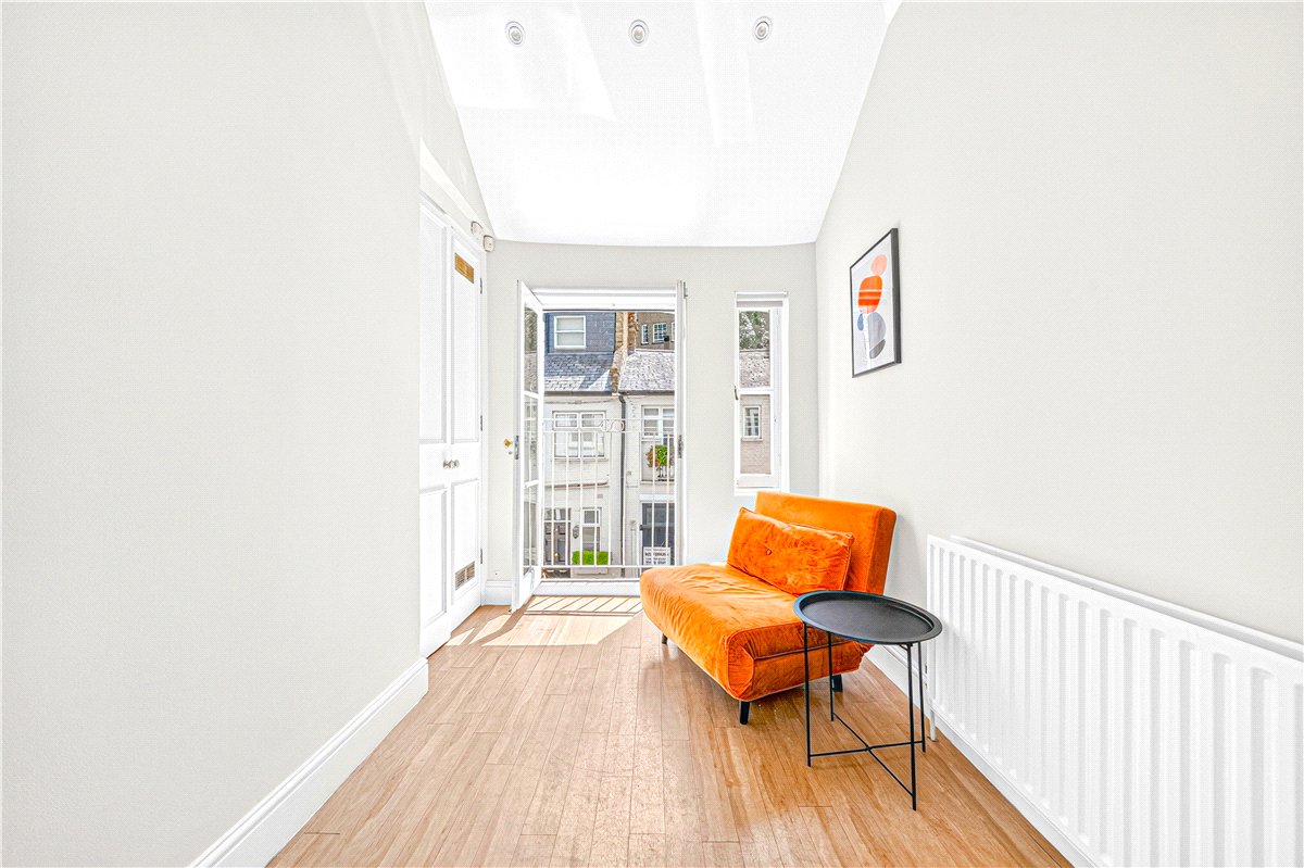 1 bedroom Flat, Egerton Gardens Mews, Knightsbridge, SW3 - Available, Image 11