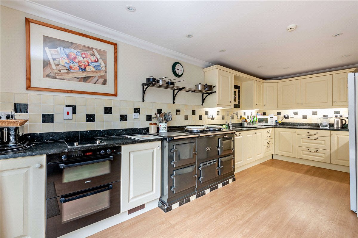 4 bedroom House, Church Street, Kintbury, RG17 - Sold, Image 3