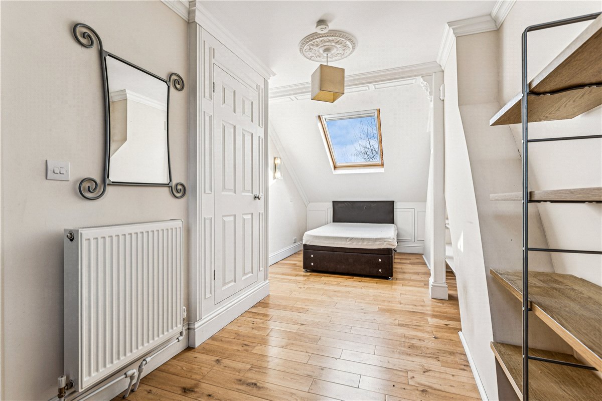6 bedroom House, Niton Street, London, SW6 - Available, Image 1