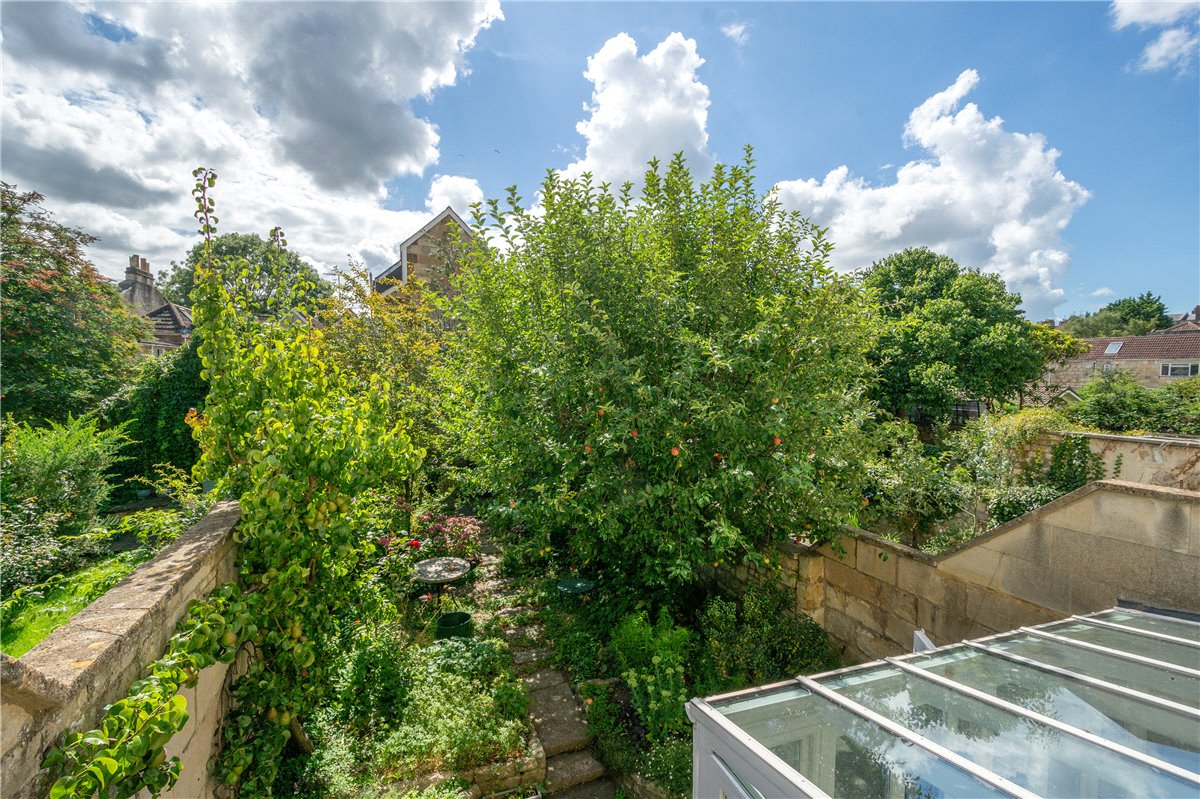 2 bedroom Maisonette, New King Street, Bath, BA1 - Sold, Image 13