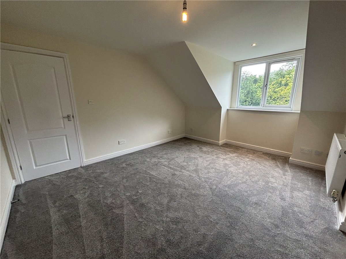 3 bedroom House, Sherbourne Avenue, Bramley, S66 - Available, Image 11