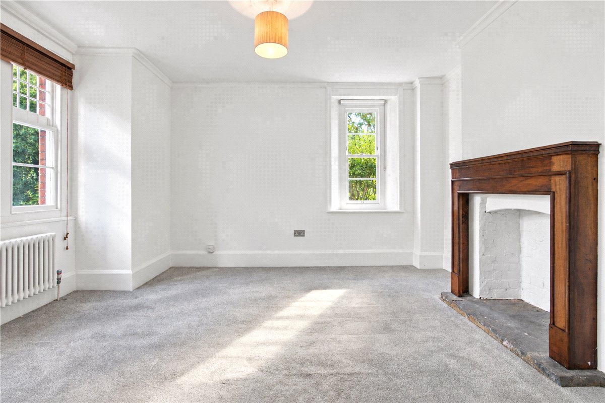 3 bedroom Cottage, Bishops Avenue, London, SW6 - Available, Image 15