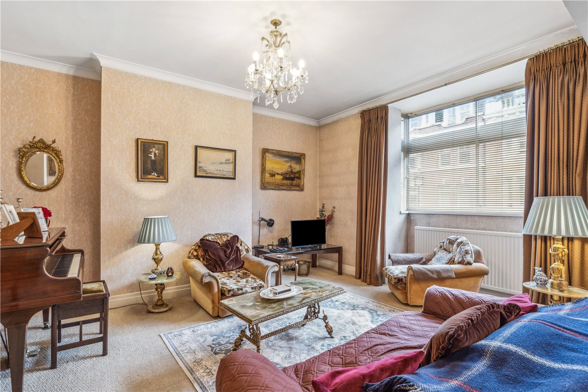 3 bedroom Flat, New Cavendish Street, London, W1G - Sold, Image 3