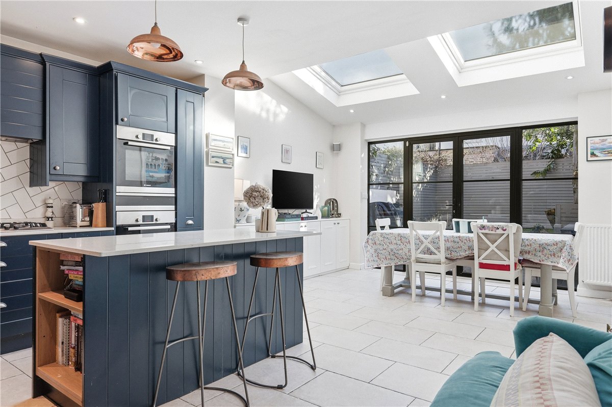 6 bedroom House, Delaford Street, London, SW6 - Available, Image 8