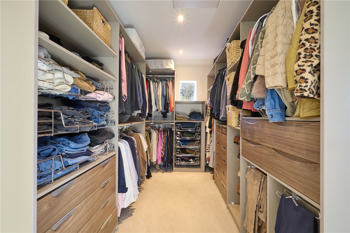 5 bedroom House, Centre Drive, Newmarket, CB8 - Sold, Image 8