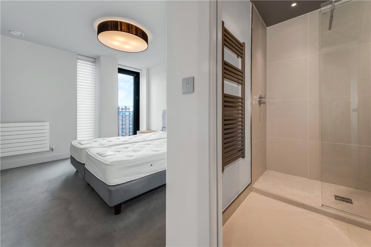 2 bedroom Flat, The Stonebow, York, YO1 - Available, Image 3