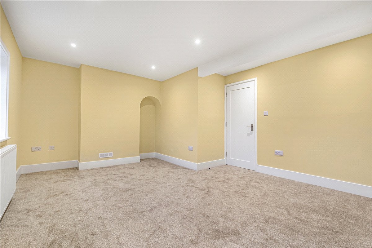 4 bedroom House, Ardley Road, Middleton Stoney, OX25 - Available, Image 14