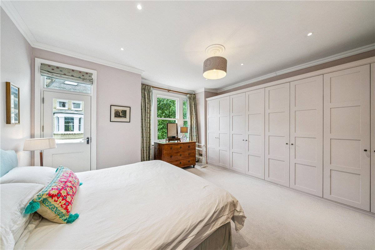 4 bedroom House, Tournay Road, London, SW6 - Available, Image 14