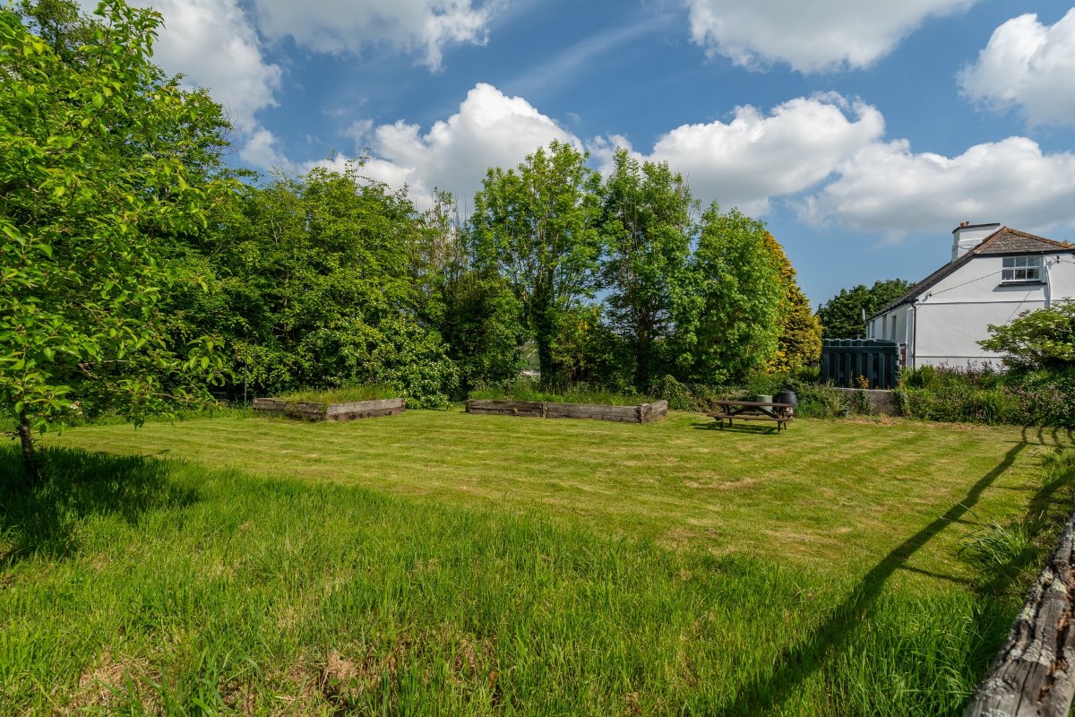 49.95  Farm, Tresamble, Gwennap, TR16 - Sold, Image 30