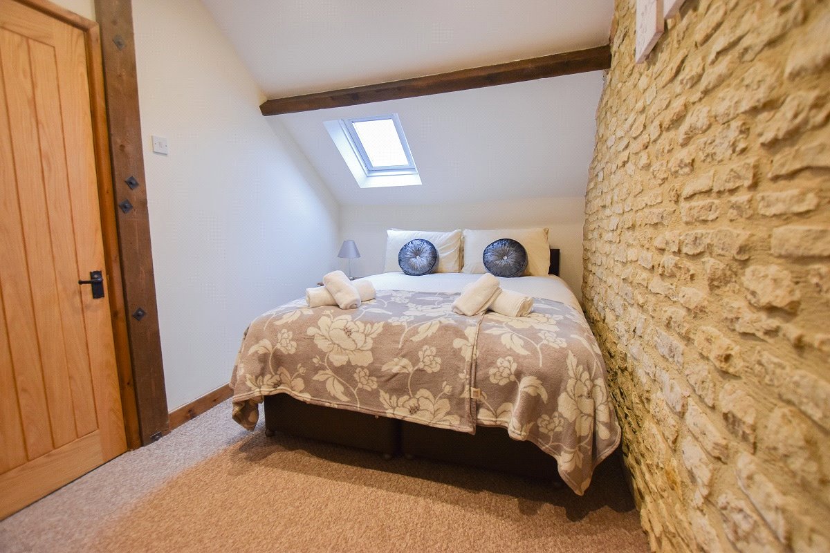 2.25  Land, Fordwells, Witney, OX29 - Available, Image 10